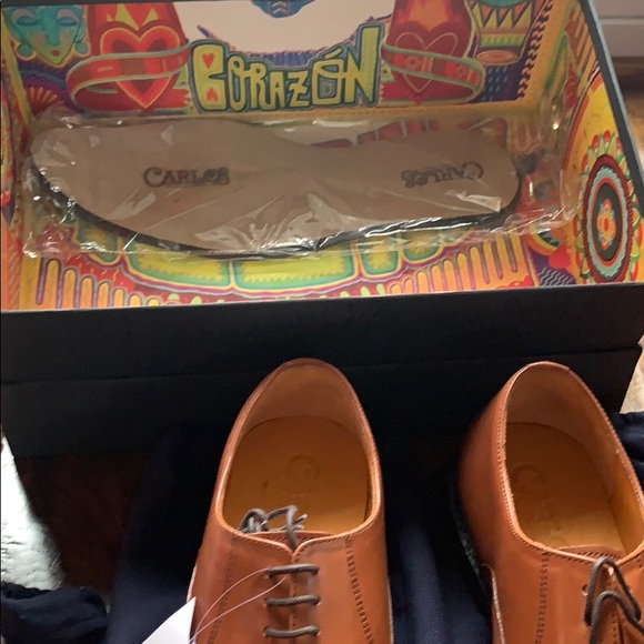 Brand NEW in box Carlos Santana men’s Oxford shoes main image 5